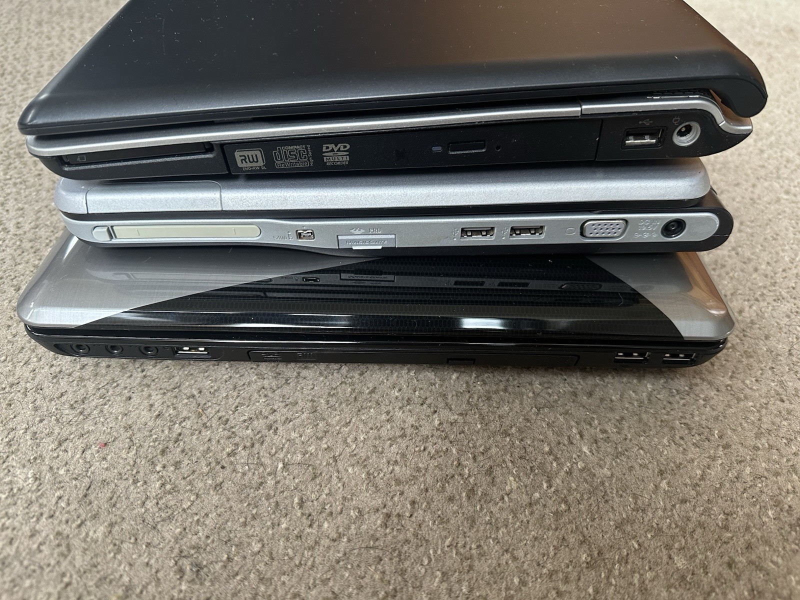 Laptop, notebook Medion, Sony, HP, without hard drive and cable
