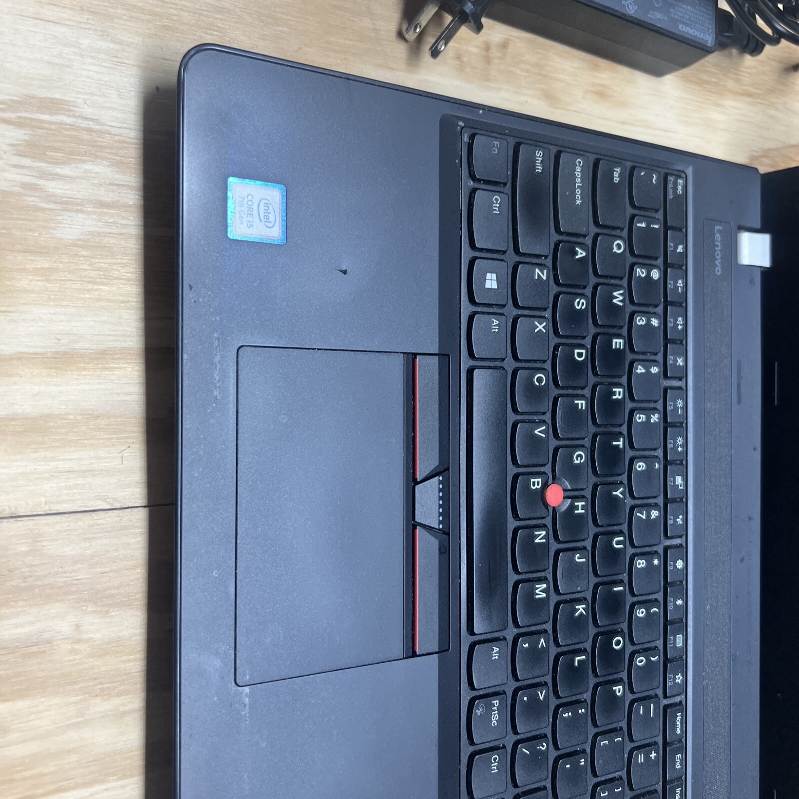 LENOVO THINKPAD E570 15.6″ Intel Core i5-7200U 2.50GHz 8GBRAM -256GBSSD