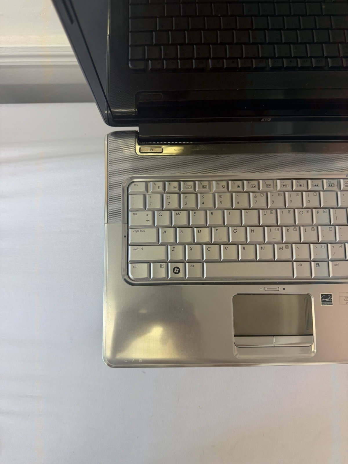 HP Pavillion dv5 Laptop – Good Screen – Intel Duo T5800 – RAM 4GB – Read Des