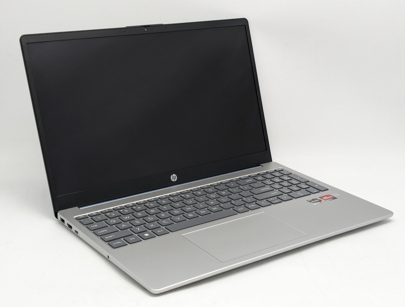 HP Laptop 15-fc0707ds 15.6″ AMD Ryzen 5 7530U 8GB DDR4 128GB SSD Win11 H *READ*