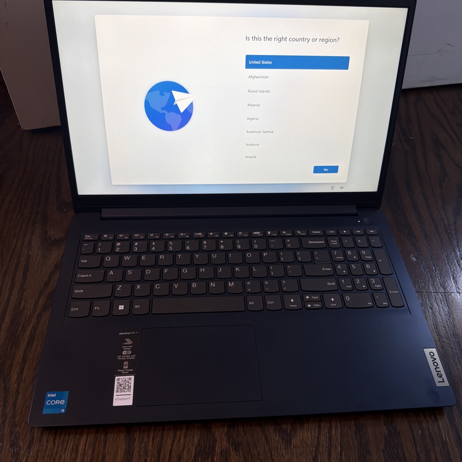 Lenovo IdeaPad 1 15IAU7 15.6″ (256GB SSD, Intel Core i5-1235U, 1.30GHz, 8GB RAM)