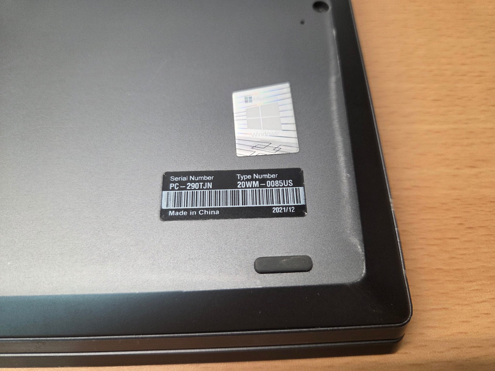 Lenovo ThinkPad T14S Gen2 I5-1135G7 8GRAM 256GSSD WIN11P Iris Xe