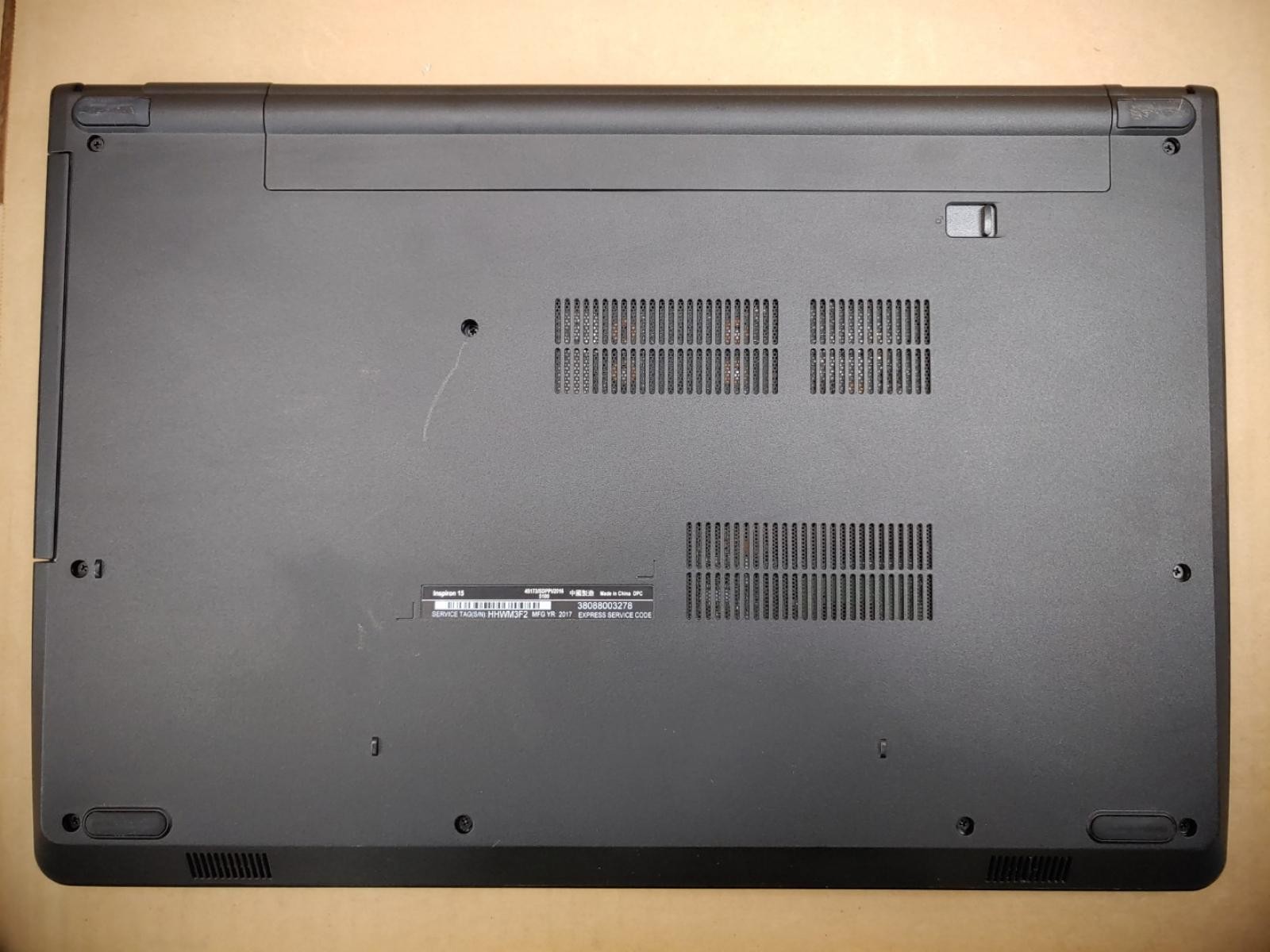 Dell Inspiron 15 3567 15.6″ Intel i3-7100U✔8GB✔1TB HDD✔ **NO OS/ NO AC** *READ*