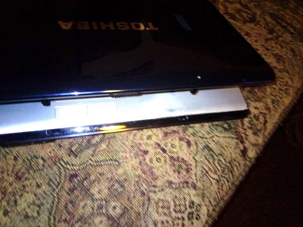 Toshiba Satellite P205D-S7802 17.3″ AMD Turion 64 X2 3 GB RAM 0 GB HDD