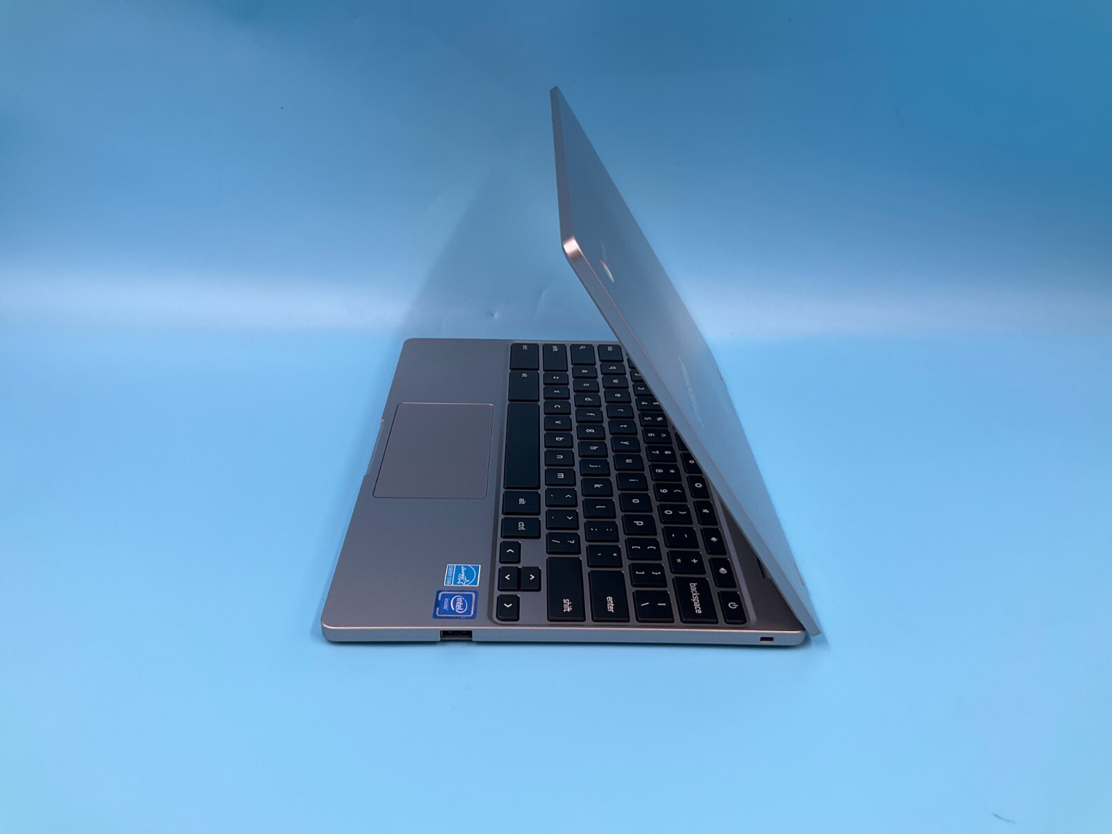 Samsung Chromebook 4 N4020 4GB 32GB 11.6W (Satin Gray) XE310XBA-KA1US (READ)!!