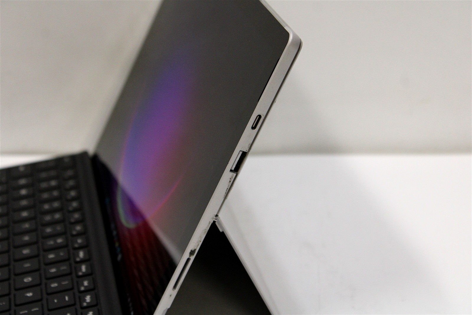 Microsoft Surface Pro 7 i5-1035G4 8GB RAM 128GB SSD 12.3″ Windows 11 Home
