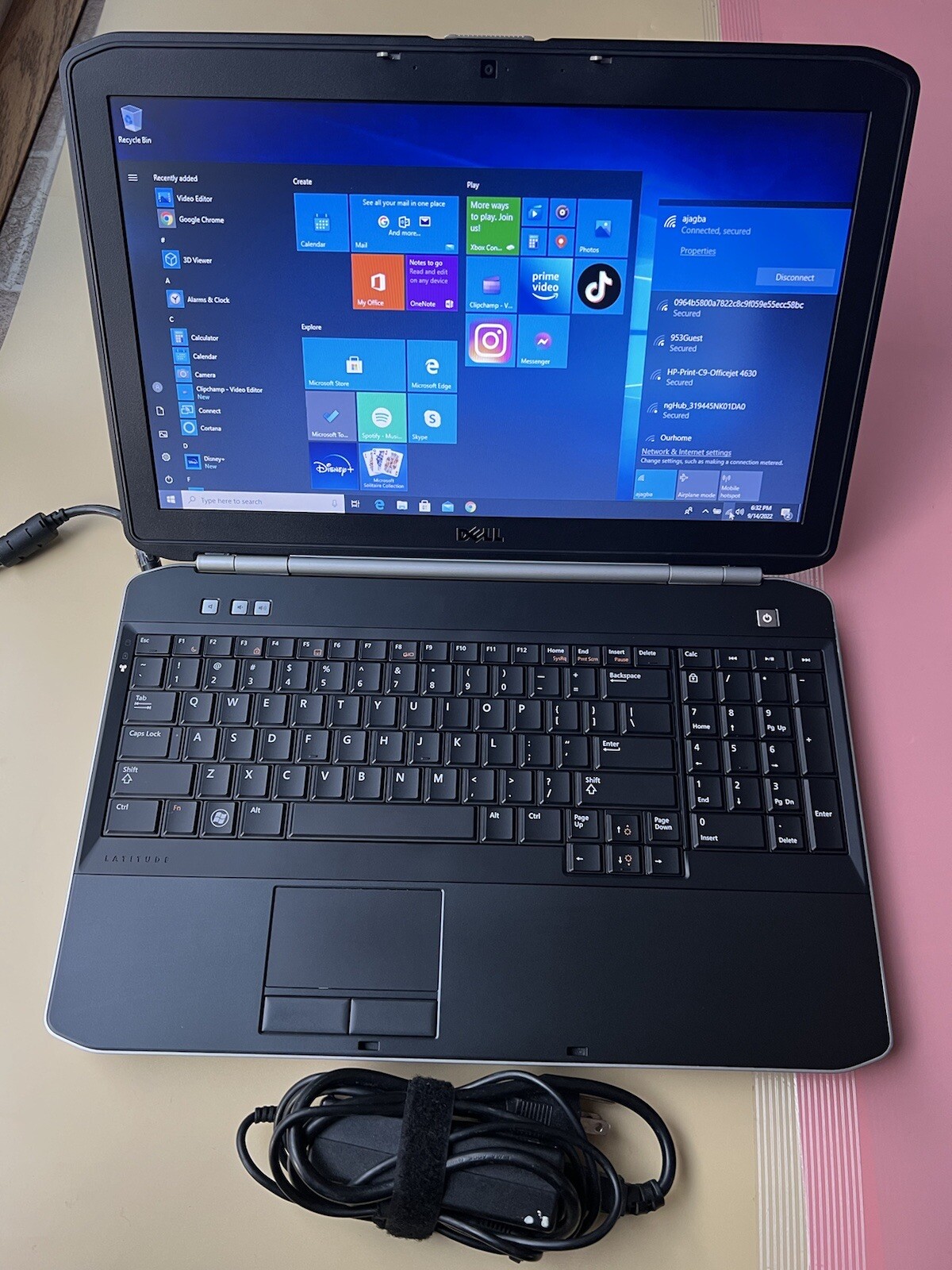Dell Latitude E5520 15.6″ Intel Core i5-2410M 4GB RAM 500GB HDD WEBCAM HDMI