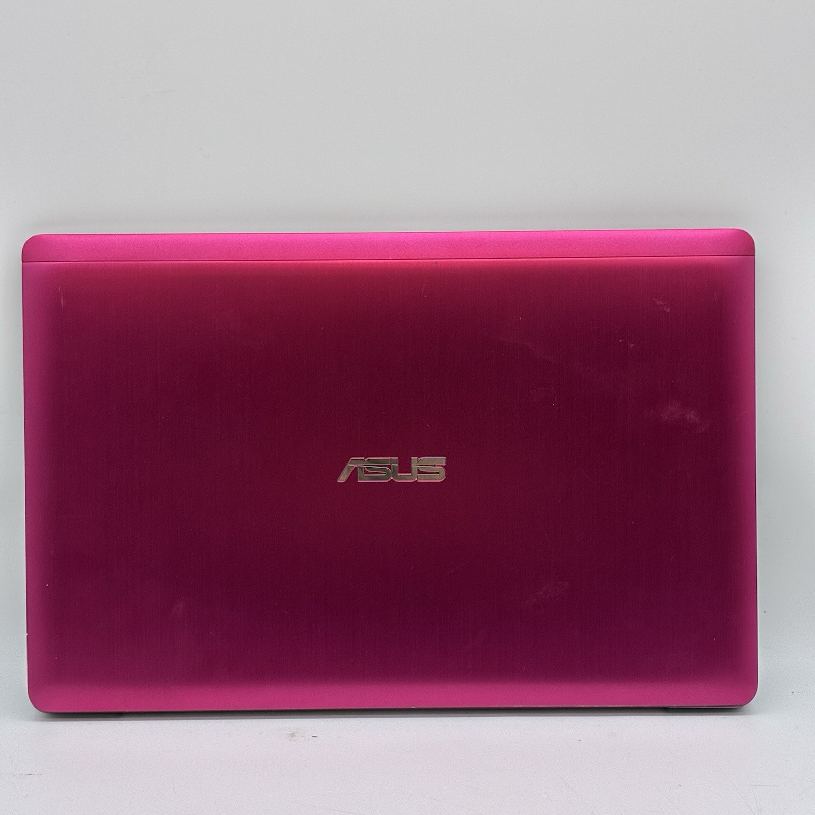 Asus VivoBook X202E Laptop Intel Core i3-3217U 4GB Ram NO HD/OS – (L29)