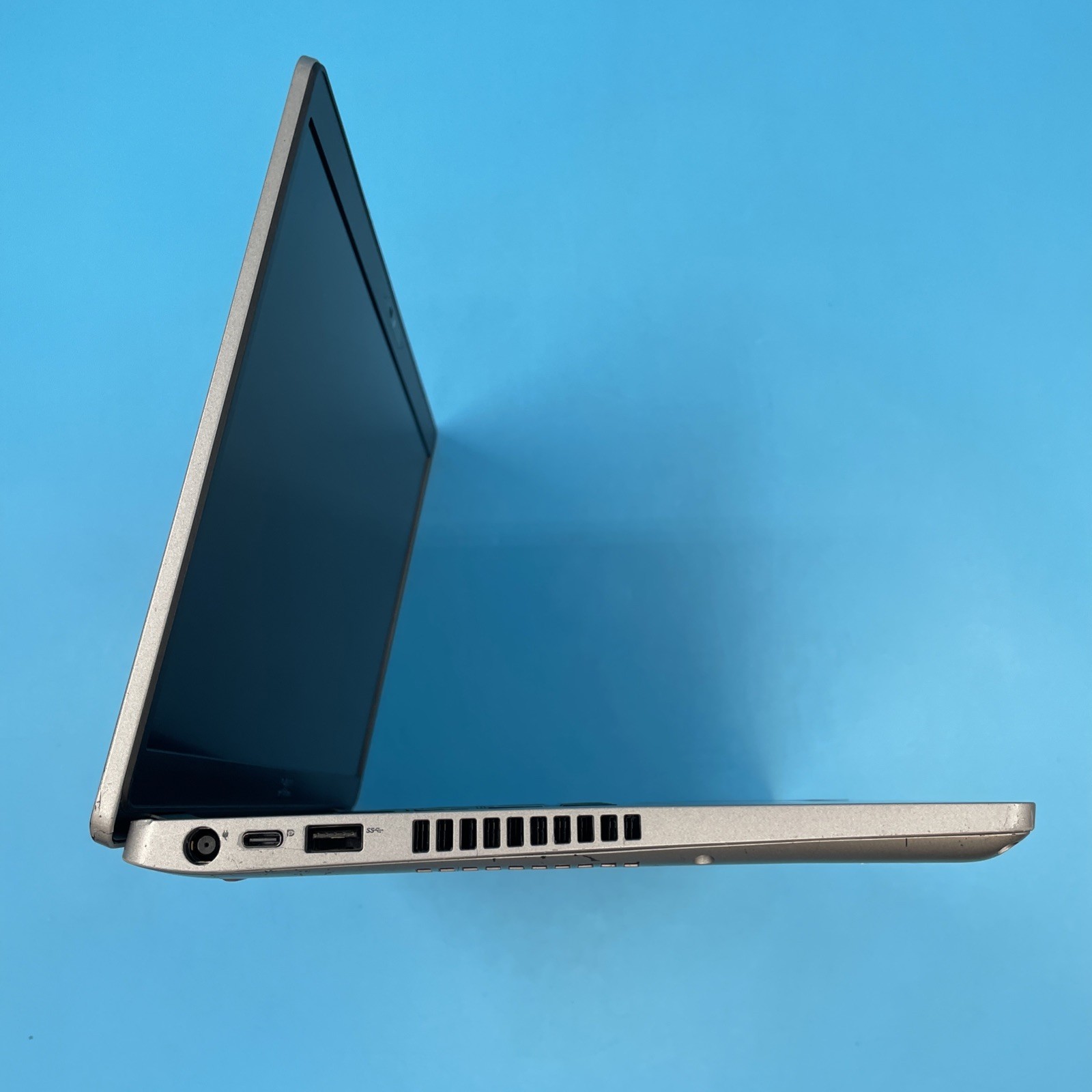 Dell Latitude 5410 | i5-10310U | 16GB RAM | NO SSD | NO OS | 33% BATTERY