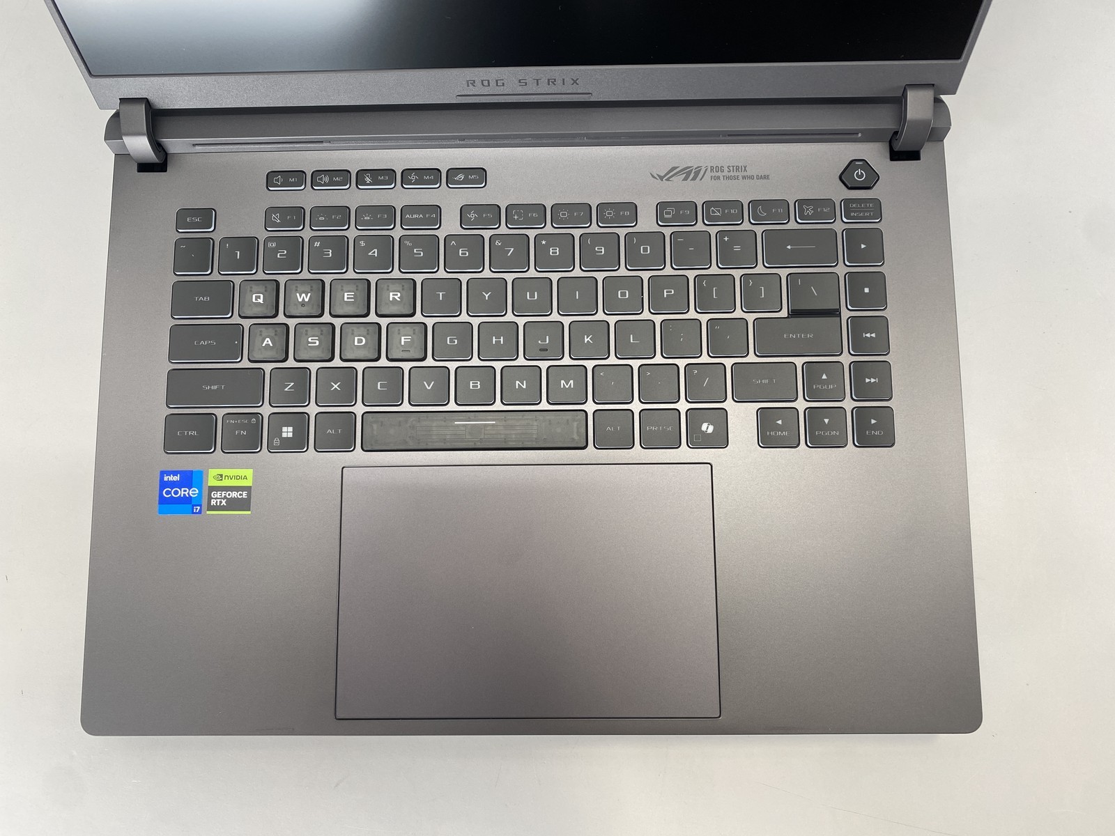 Asus Laptop ROG Strix G16 G615JMR 16″ Intel Core i7-14650HX 1TB RTX 5060