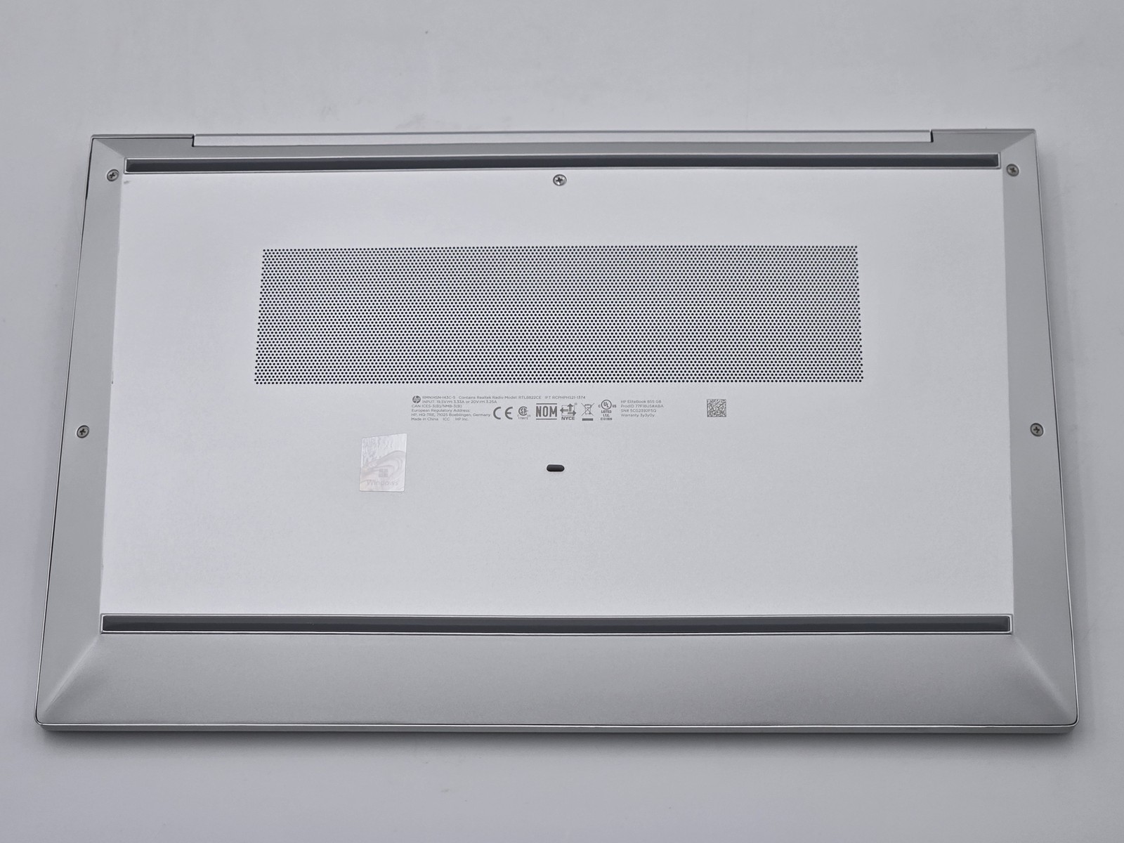 HP EliteBook 855 G8 15″ FHD Touch RYZEN 7 PRO 5850U 512GB 16GB W11P