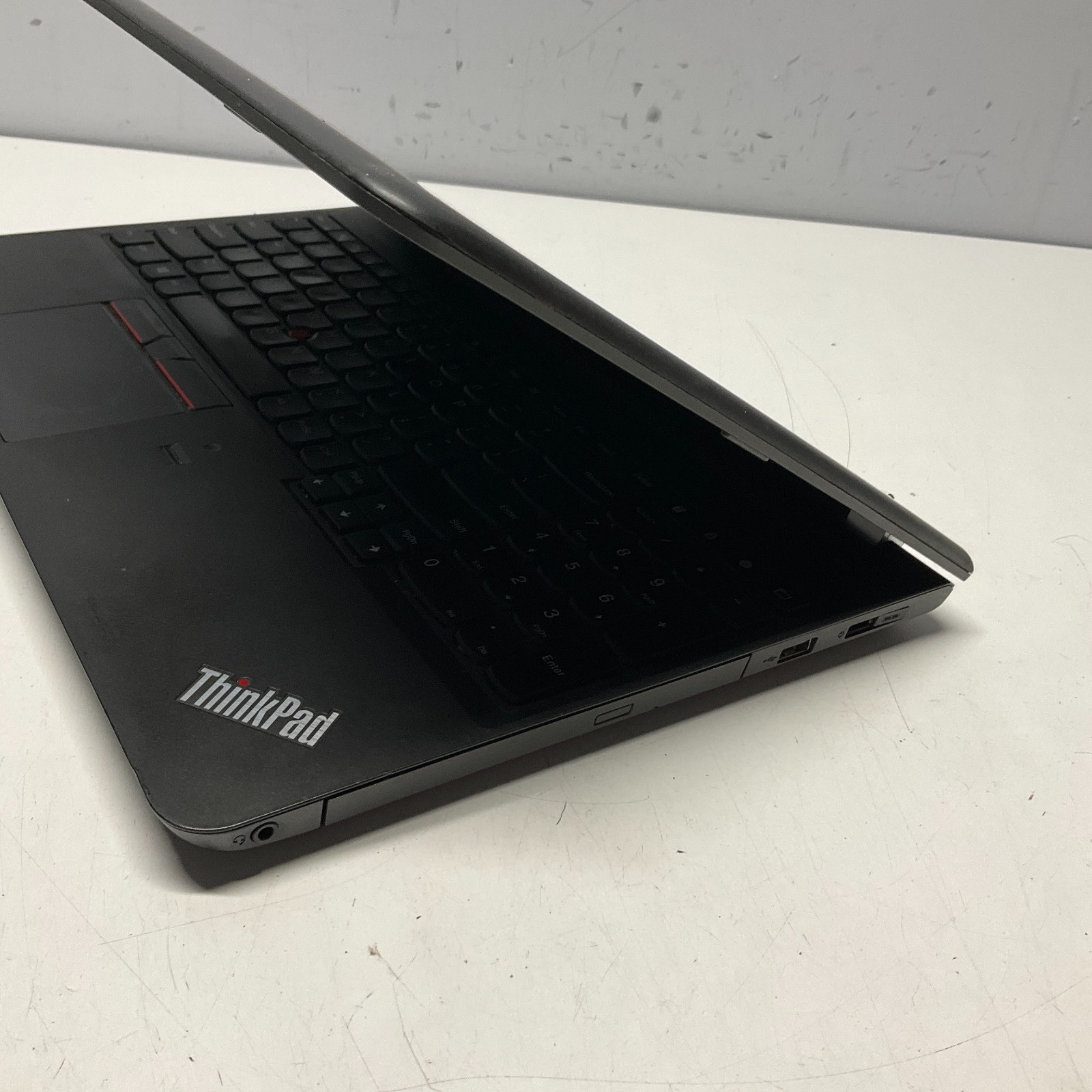 Lenovo ThinkPad E550 Intel i5-5200U 2.2GHz 4GB 128GB SSD Windows 10 Pro NO BATT