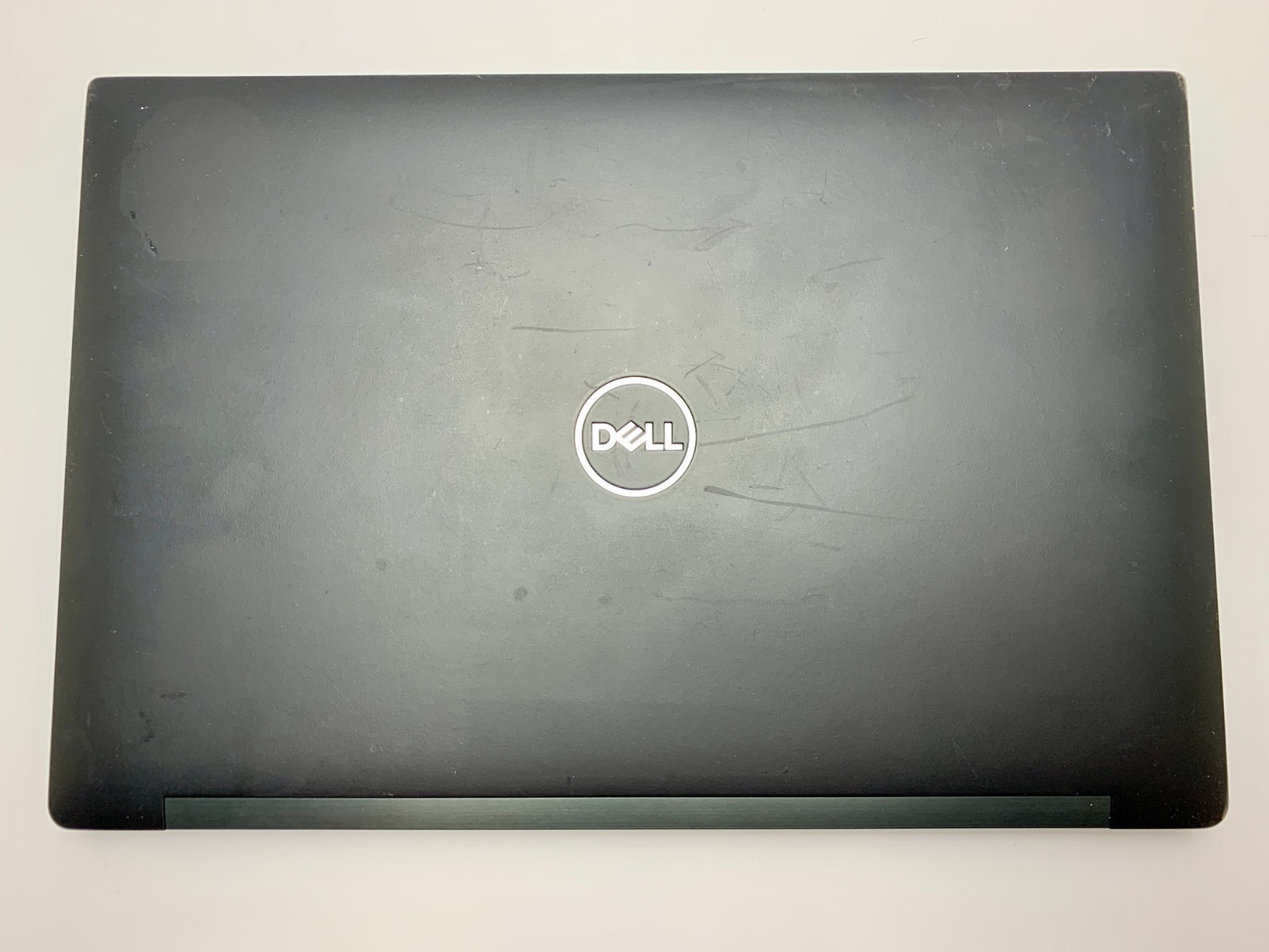 Dell Latitude 7490 | i7-8650U | 16GB RAM | 128GB SSD | LINUX