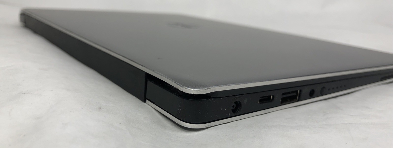 Dell XPS 9350, Intel Core i7-6600U @2.60Ghz, 8GB RAM, NO SSD/OS, TESTED!