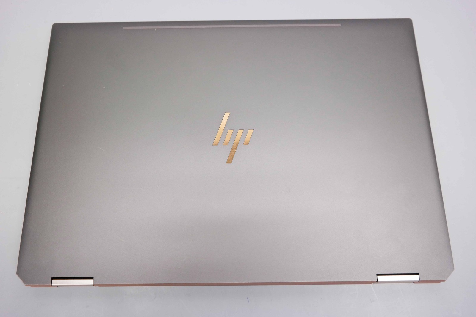 HP Spectre x360 15-DF1043DX 15.6″ Core i7-10510U 16GB 1TBSSD MX250