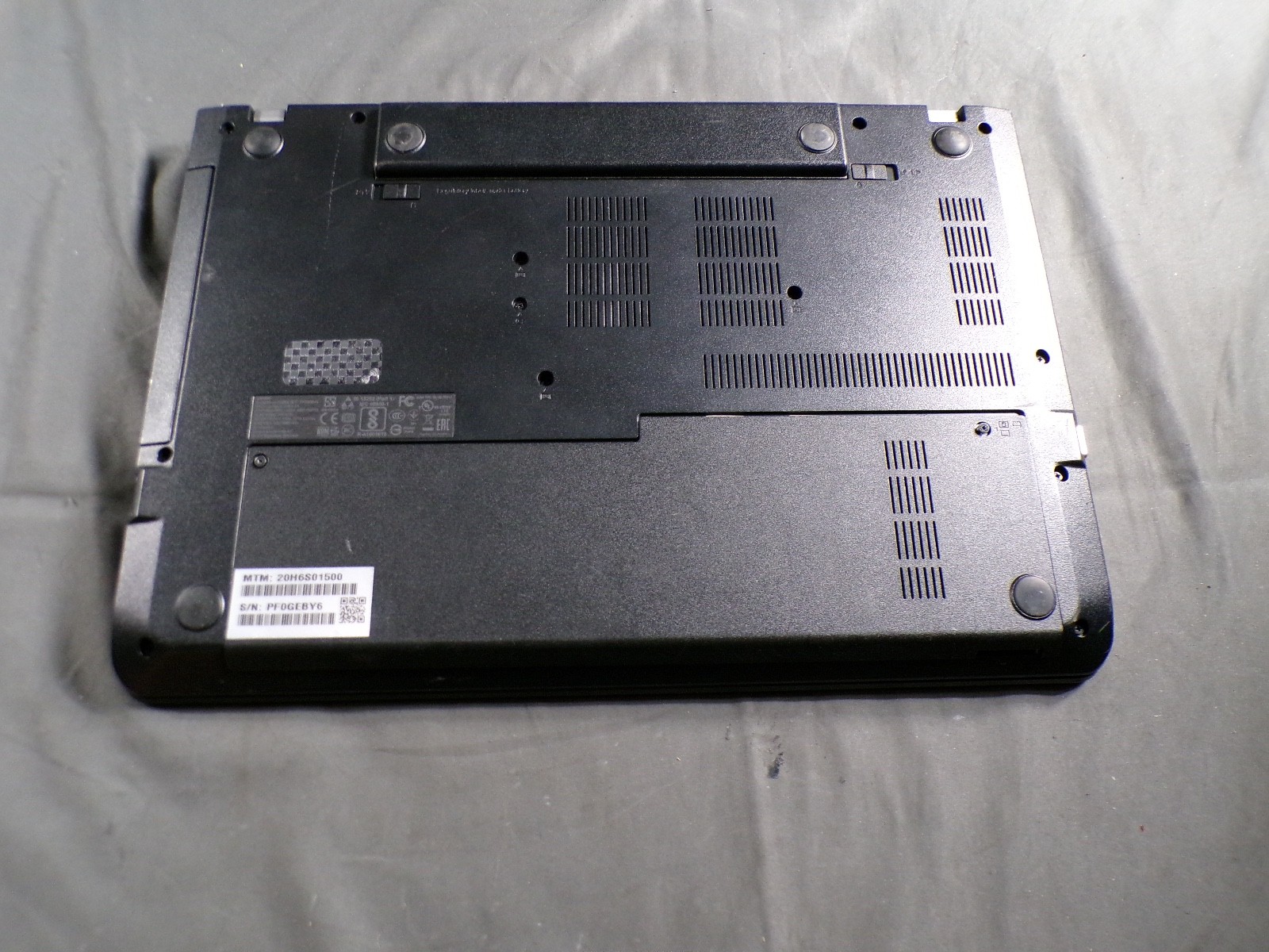 THINKPAD LENOVO E570 INTEL CORE i5-7200U 2.50GHZ 8GB RAM **BIOS L0CKED **NO HD