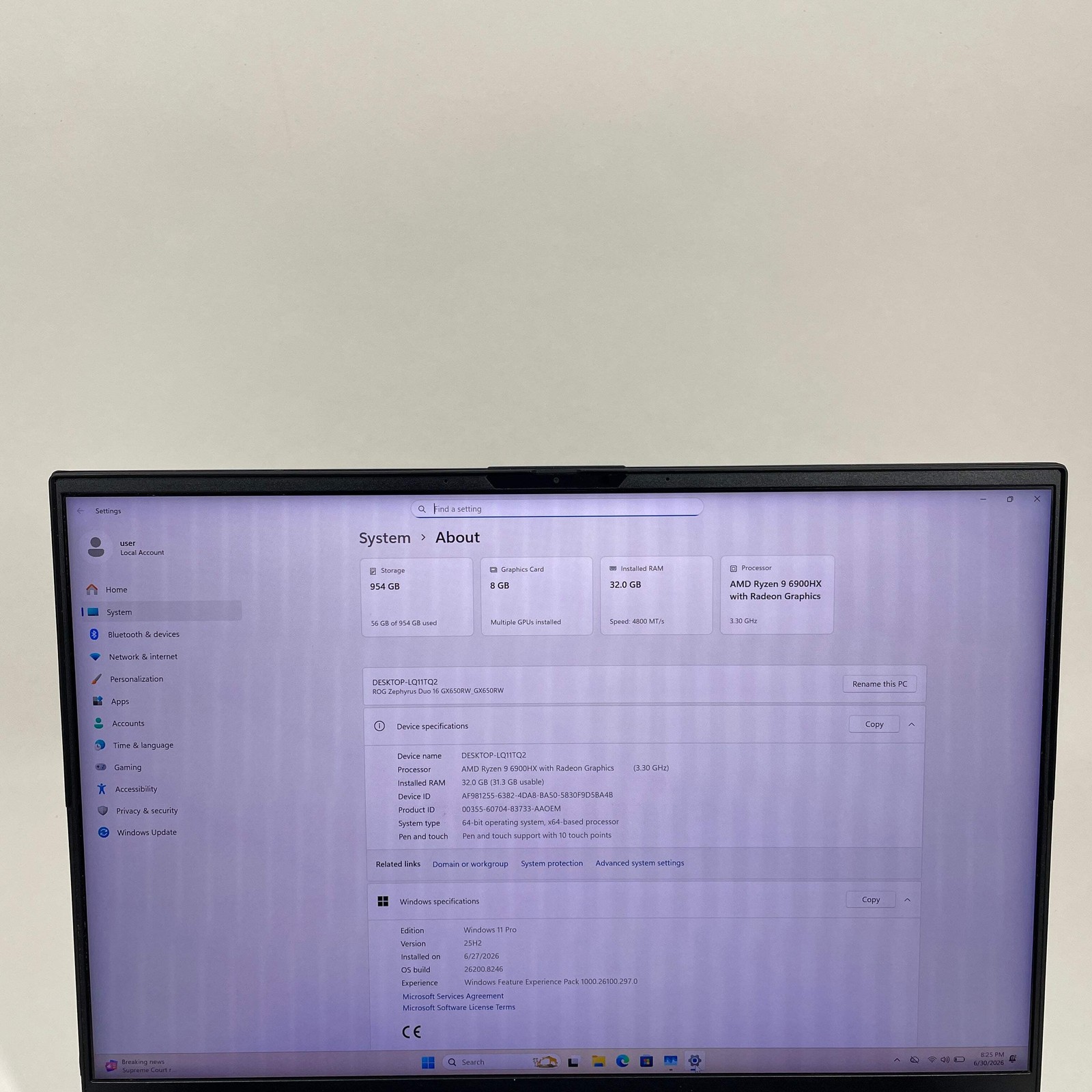 Asus ROG Zephyrus Duo 16 GX650 16″ Ryzen 9 6900HX 3.3GHz 32GB RAM 1TB SSD GeForc