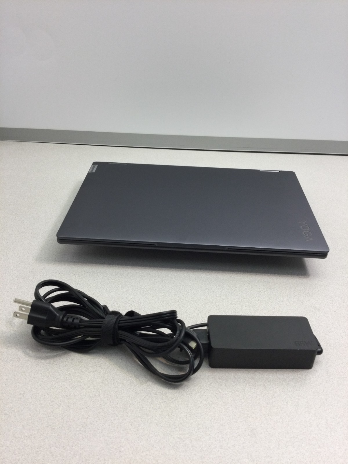 Lenovo Yoga 7i 2-in-1 16″ 2.5K Touch Core i5-1240P 8GB RAM 256GB SSD 1.70GHZ