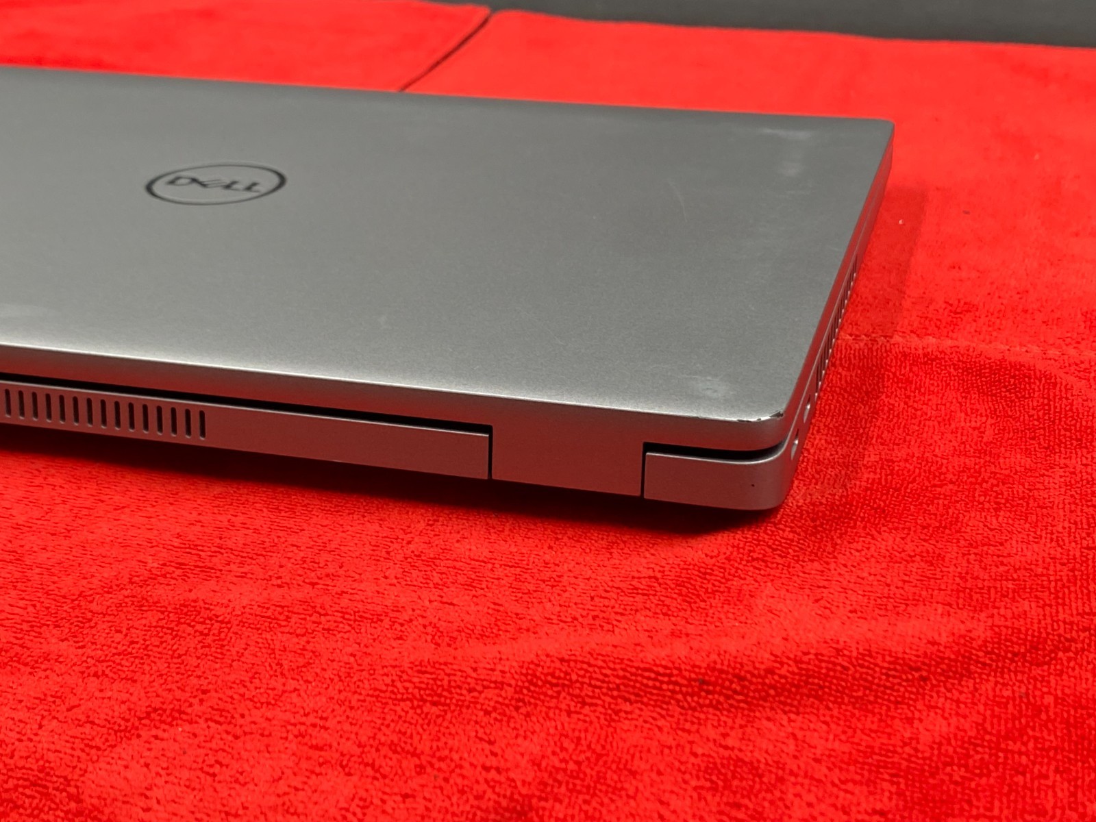 DELL LATITUDE 5430 14″ FULLHD i7-1265U 8GB RAM 256GB NVMe WINDOWS 11 BATTERY 99%