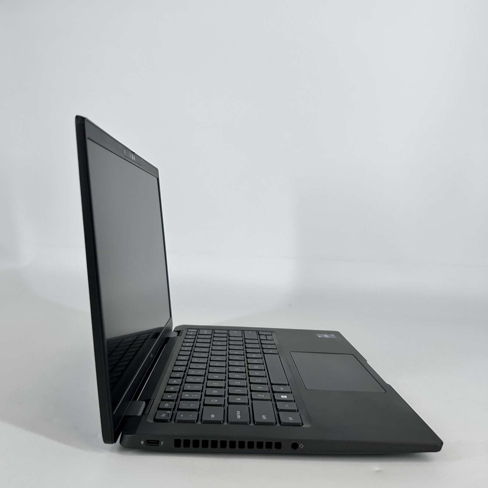 Dell Latitude 7430 14 Gray FHD TOUCH 2.2 GHz i7-1270P 16GB 256GB SSD FRAME GAP