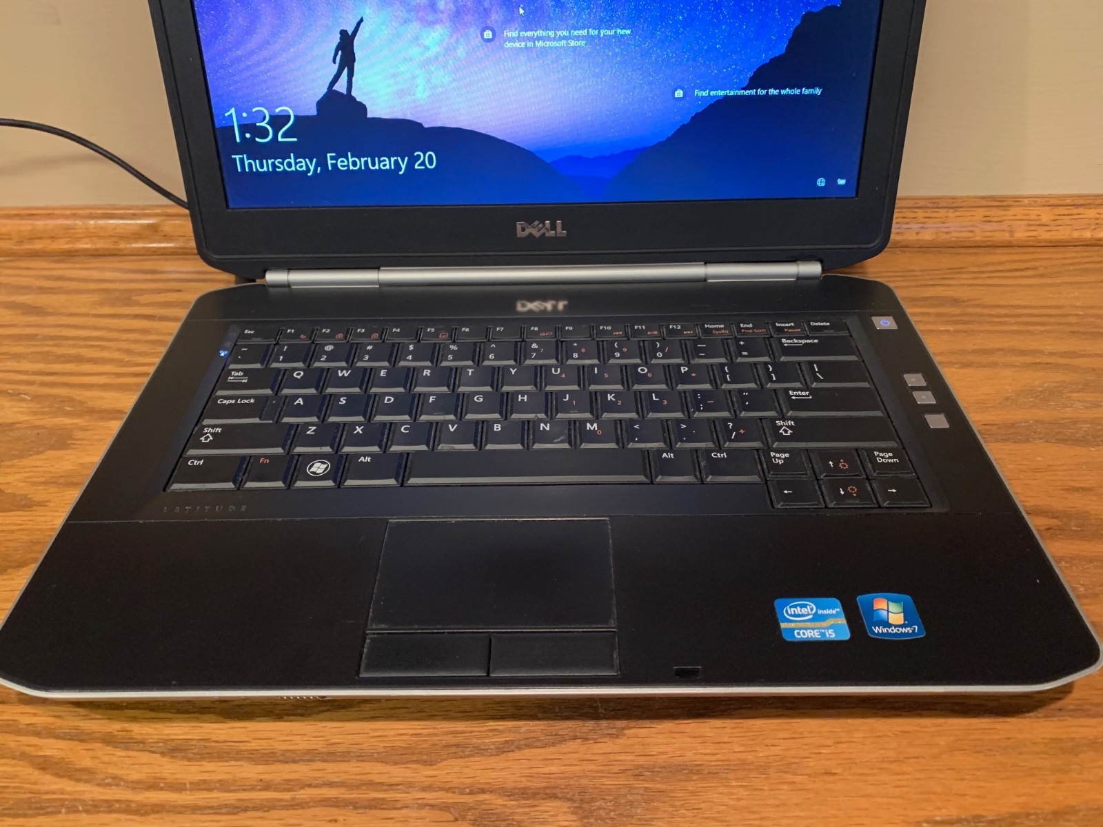 Dell Latitude 5420 14 In Core i5-2520M 2.50 GHz 8 GB RAM Laptop with Pro2x Dock
