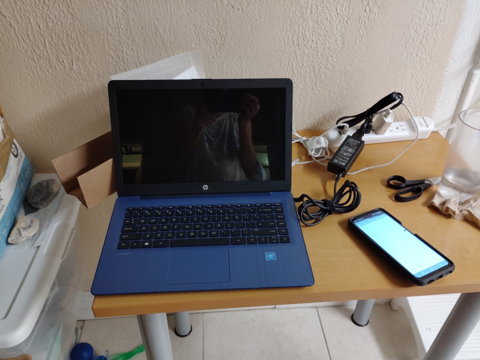 HP 14″ PC Laptop, Intel Celeron N4000, 4gb ram, 64gb HD, Windows 10s – Blue