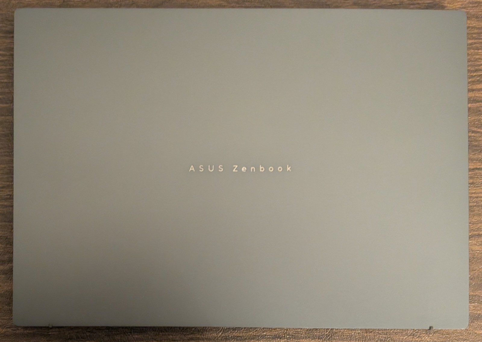 ASUS Zenbook 14 FHD+ OLED Touch (Core Ultra 9 285H, 32GB RAM, 1TB SSD) Laptop