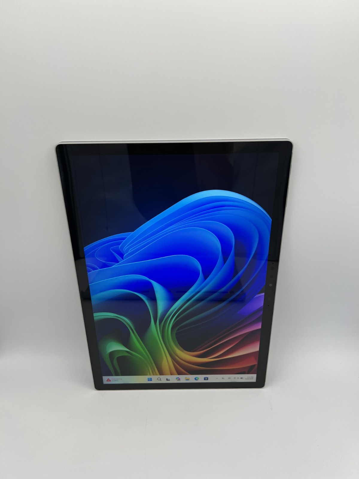 Microsoft Surface Book 3 15″ GTX 1660 Ti i7-1065G7 16GB 256GB SSD Windows 11 Pro