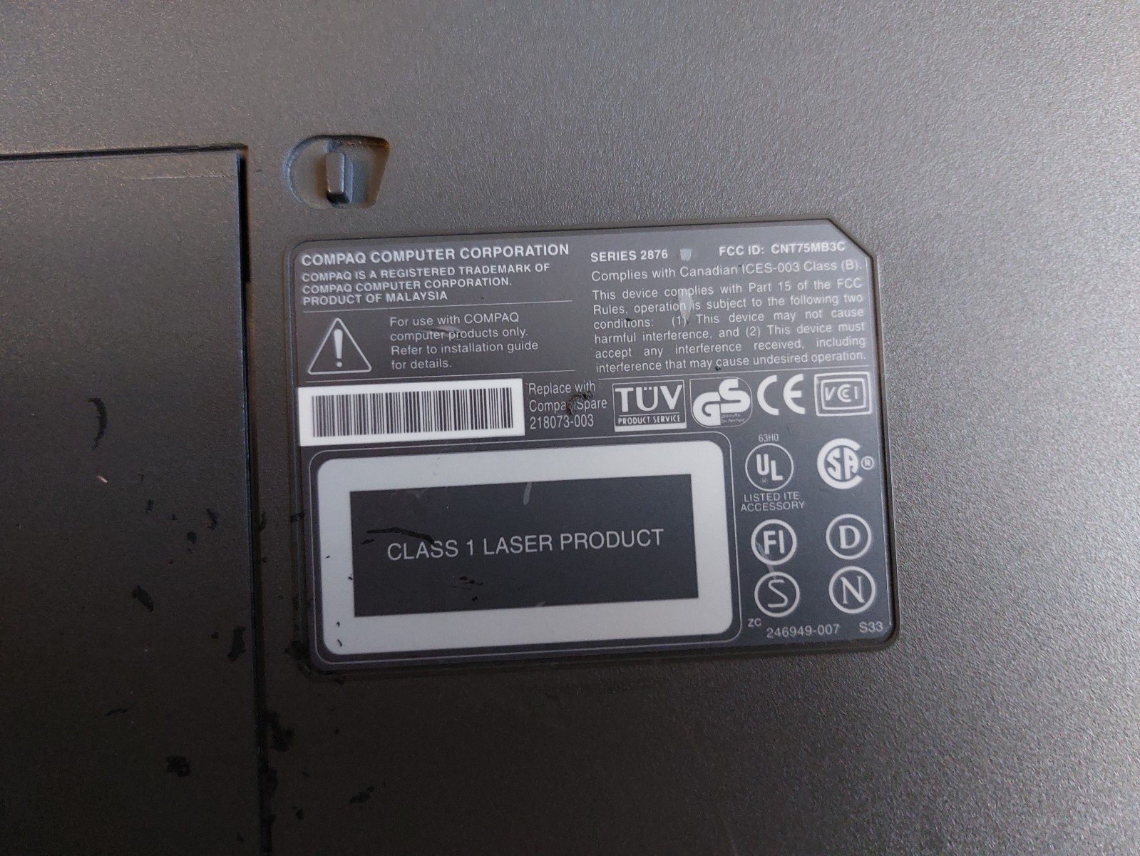 Compaq Armada 4130T (old notebook + docking station)