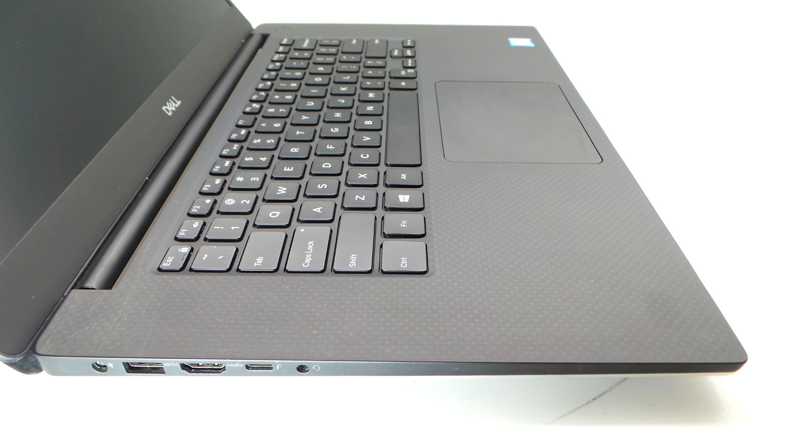Dell Precision 5540 15.6″ | i7-9750H 2.60GHz | 16GB RAM 512GB SSD | ***READ***