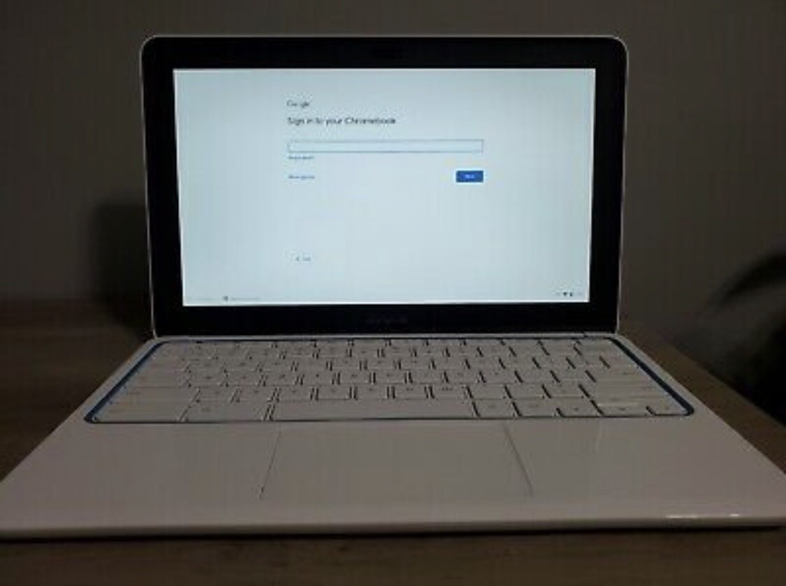 HP Chromebook 11 – Reliable and Fast – Homeschool/student/school computer
