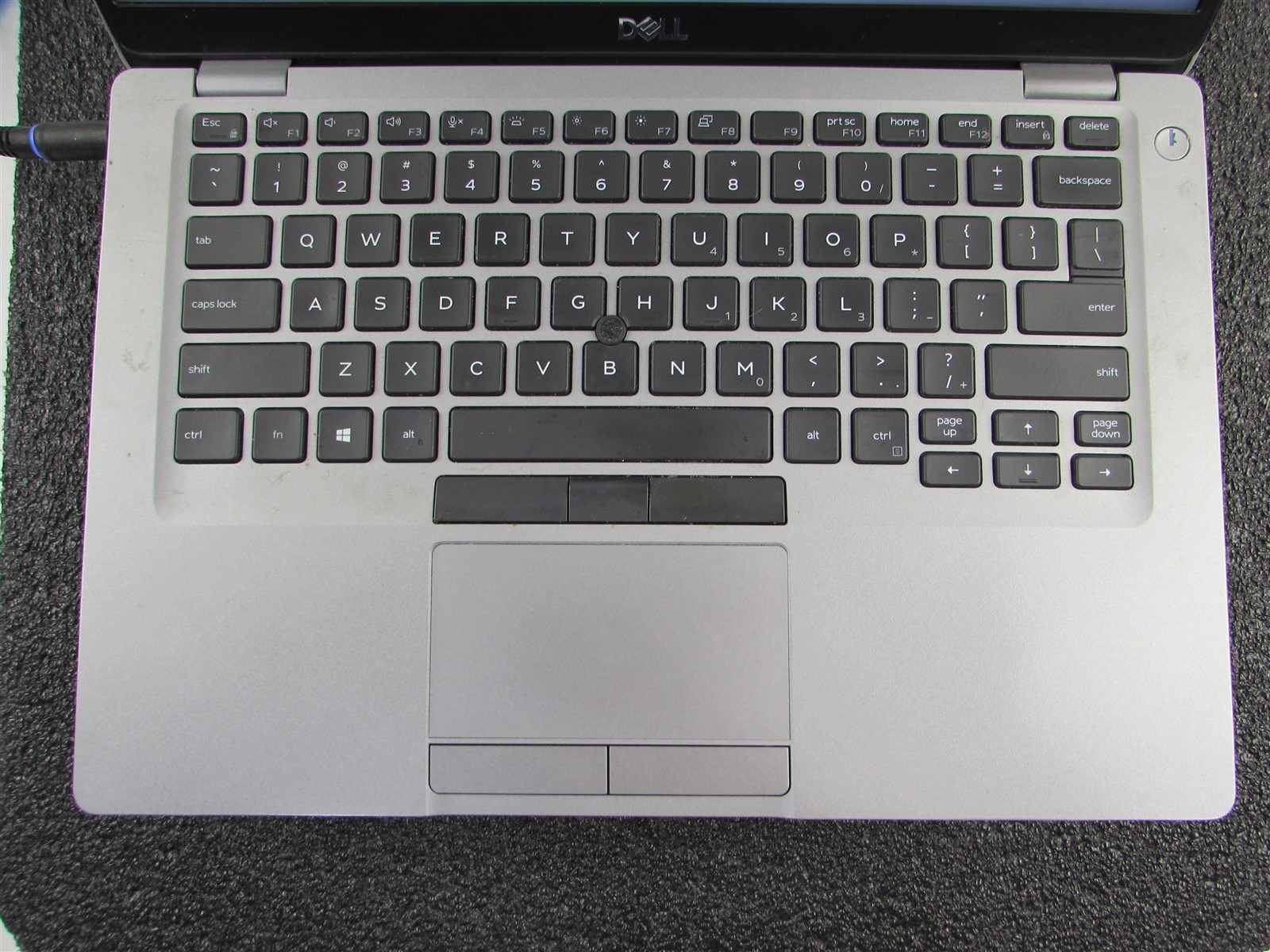 DELL LATITUDE 5410 1920X1080 FHD CORE I7-10810U 256GB SSD 16GB RAM NO O.S/BATT