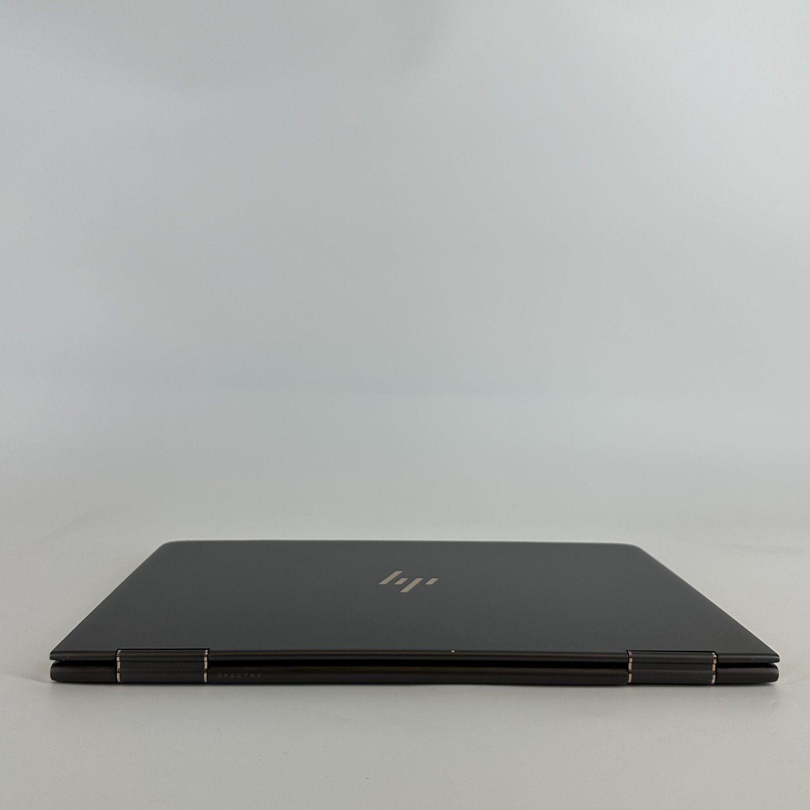 HP Spectre 13 x360 Gray 4K TOUCH i7-7500U 2.70GHz 16GB 512GB SSD Good WHITE SPOT
