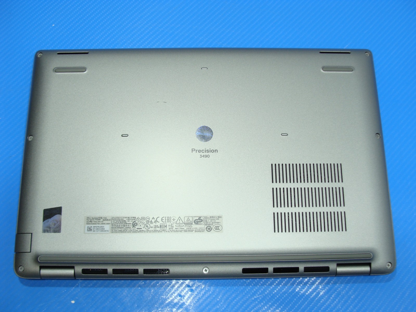 Dell Precision 3490 14″FHD ULTRA 7 165H 64GB RAM 1TB SSD RTX 500 ADA 4gb W11Pro