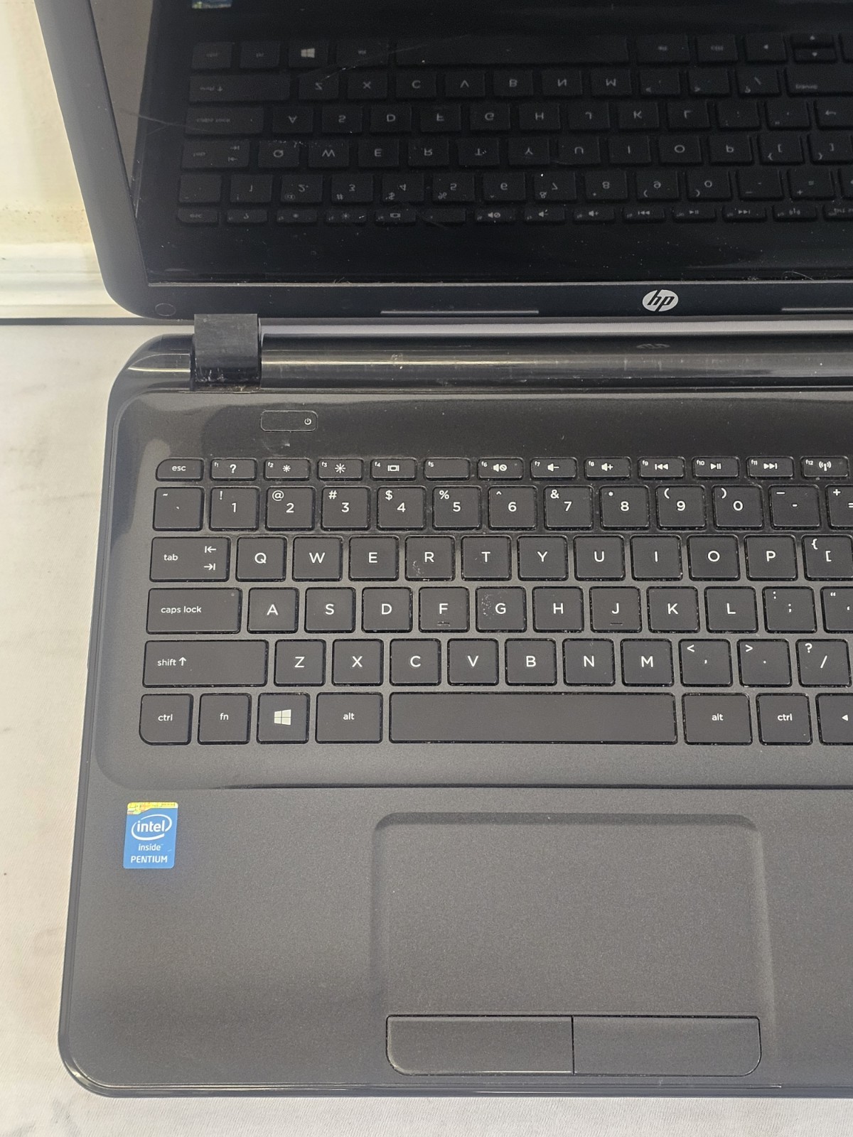 HP Notebook 15 Laptop – Intel Pentium N3520 – 4GB RAM 750GB HDD BAD BATT Win 10