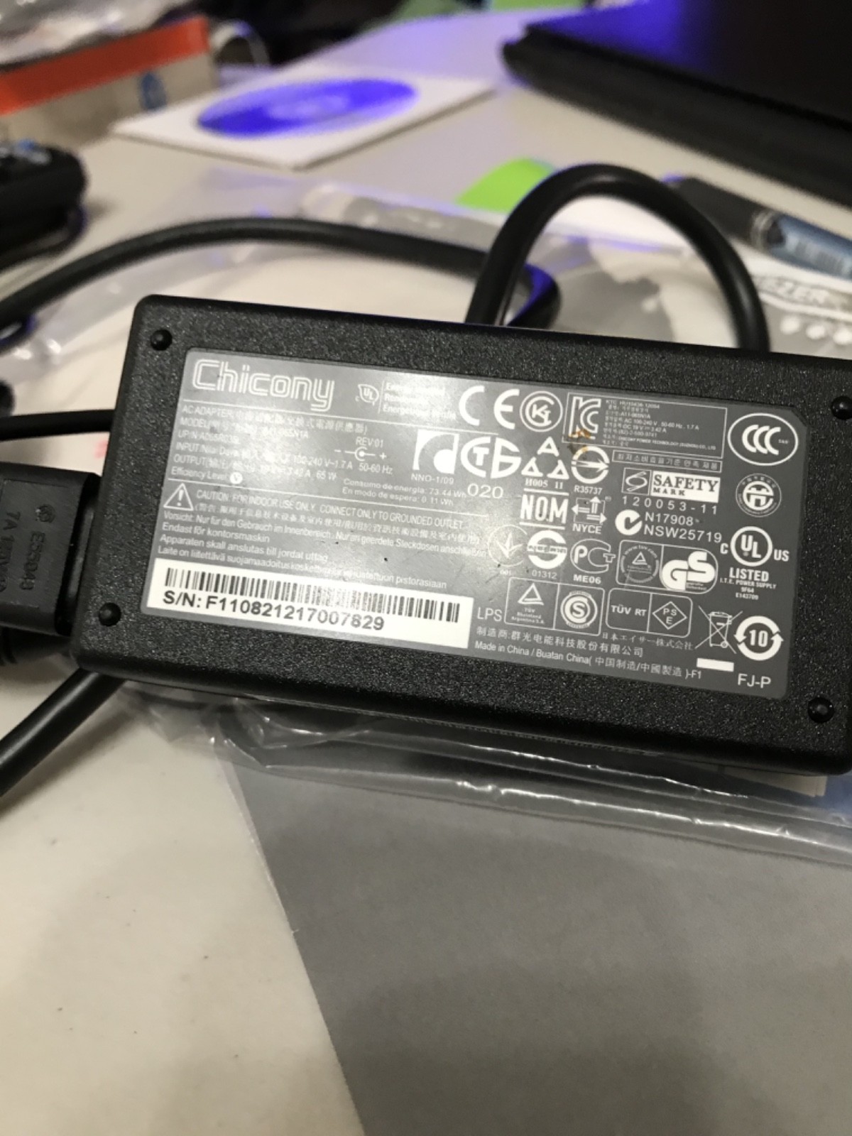 ACER ASPIRE V5-531-4636 W/ADAPTER/FIVE RECOVERY DISCS/QUICK START GUIDE/LOCKED