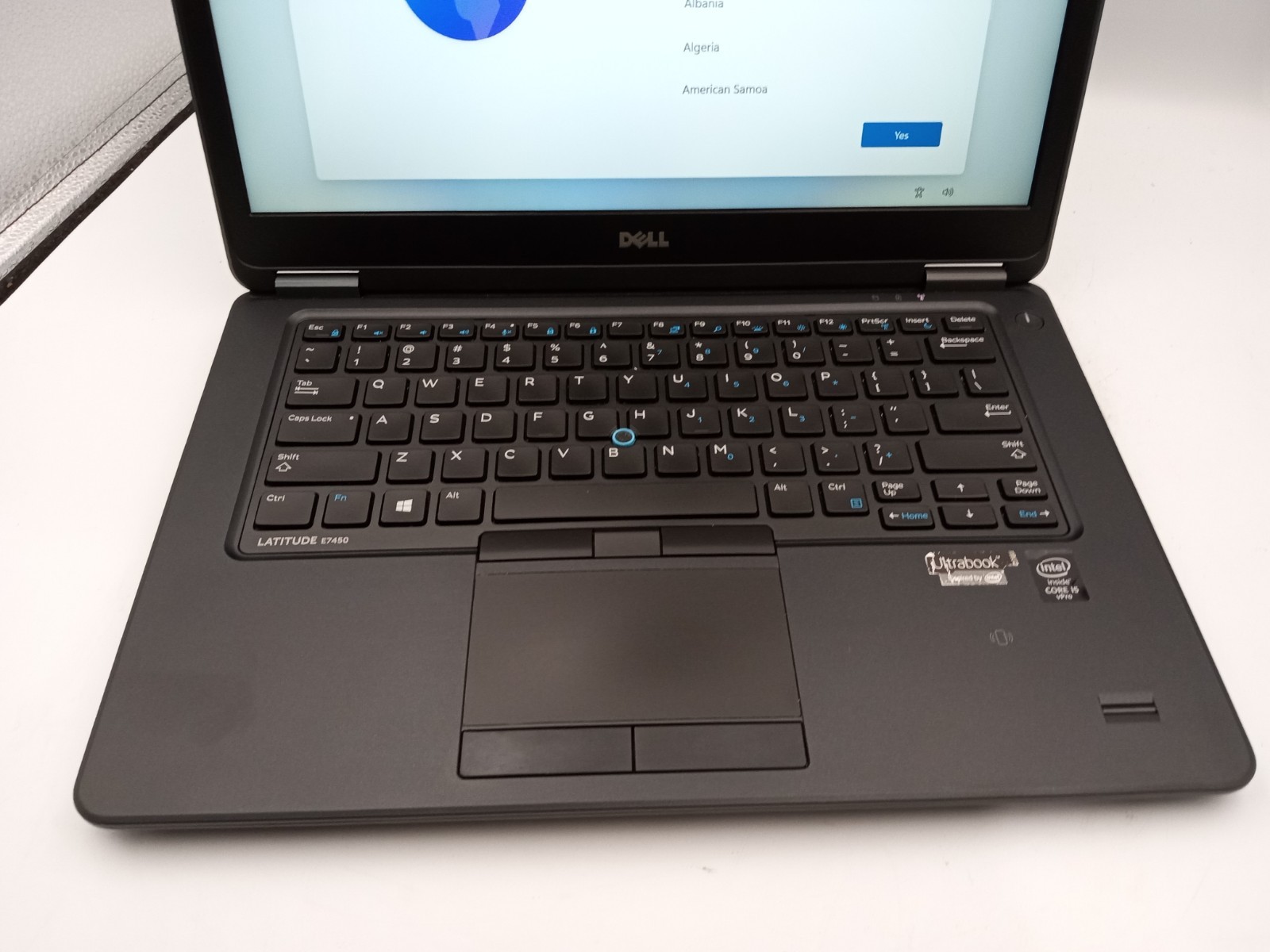 Dell Latitude e7450 14″ Laptop Intel i5-5300U 4GB RAM 128GB SSD Windows 11 -RR
