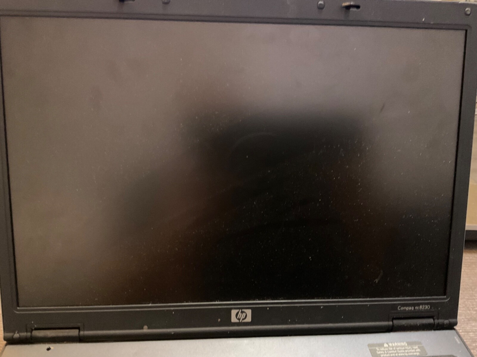 HP Compaq NC8230 Intel Pentium M @ 1.86GHz 1GB RAM No HDD No OS