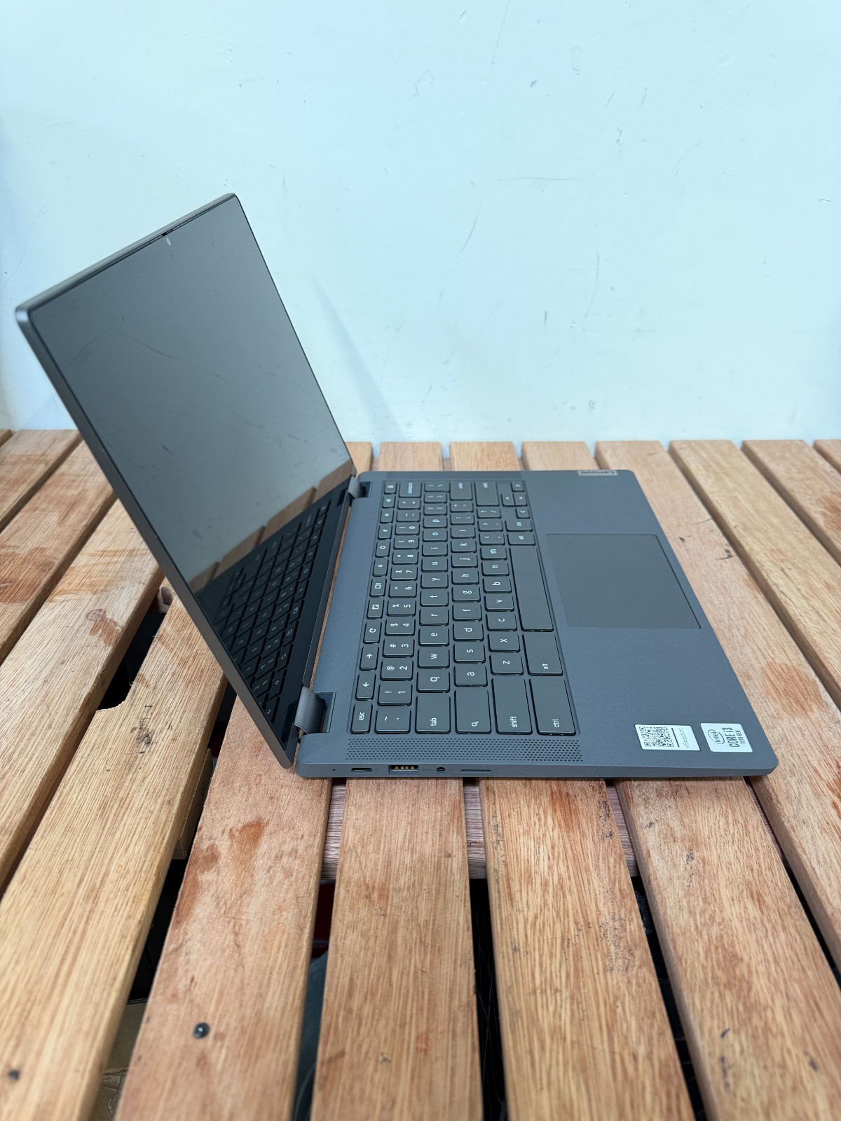Lenovo IdeaPad Flex 5 CB 13IML05 13.3″ Intel Core i3 10th Gen Laptop USED