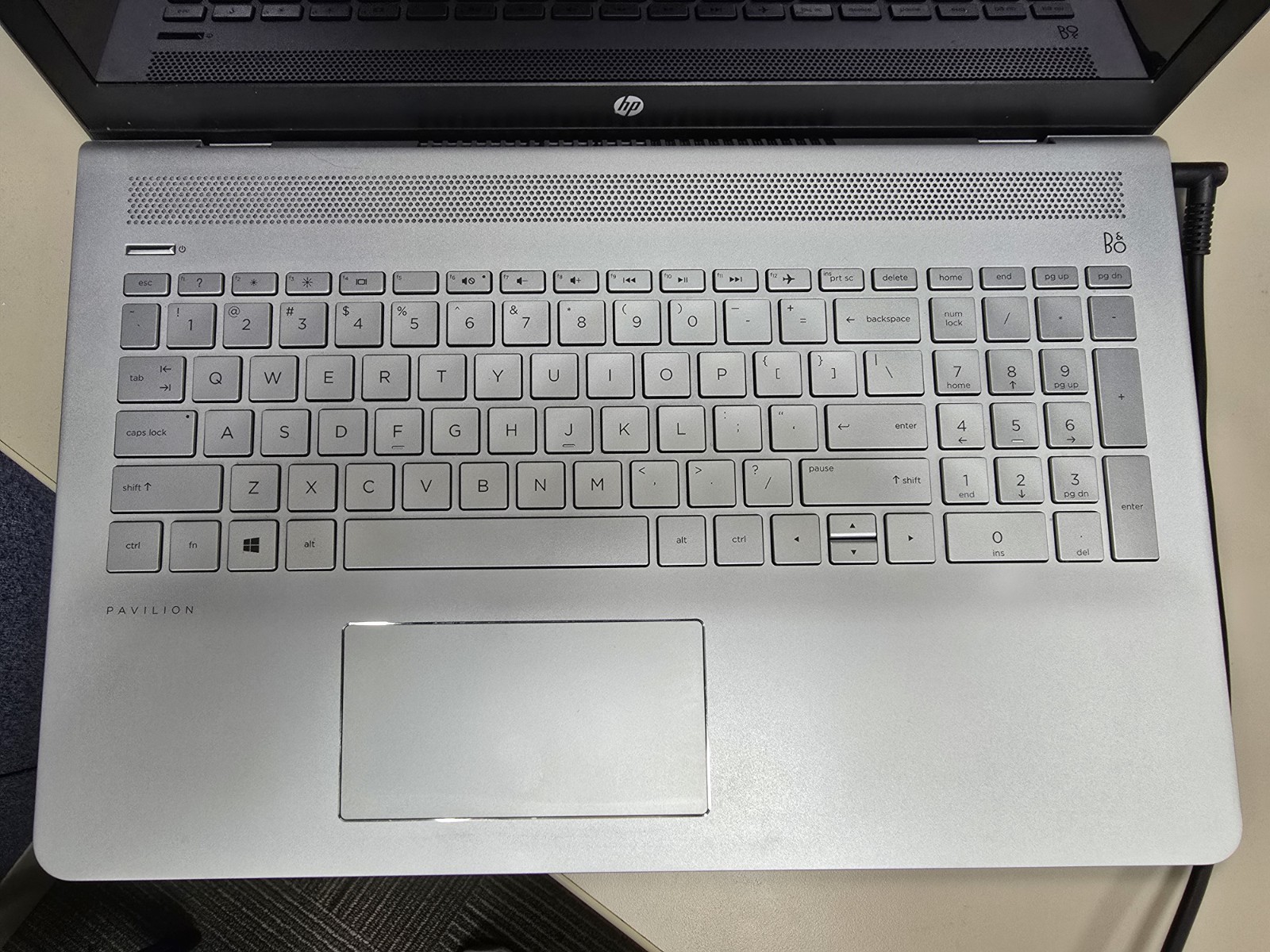 HP Pavilion 15-cc610ms Laptop 15.6 FHD Touchscreen/i5-8250U 1.60 GHz/8GB/1 TB HD