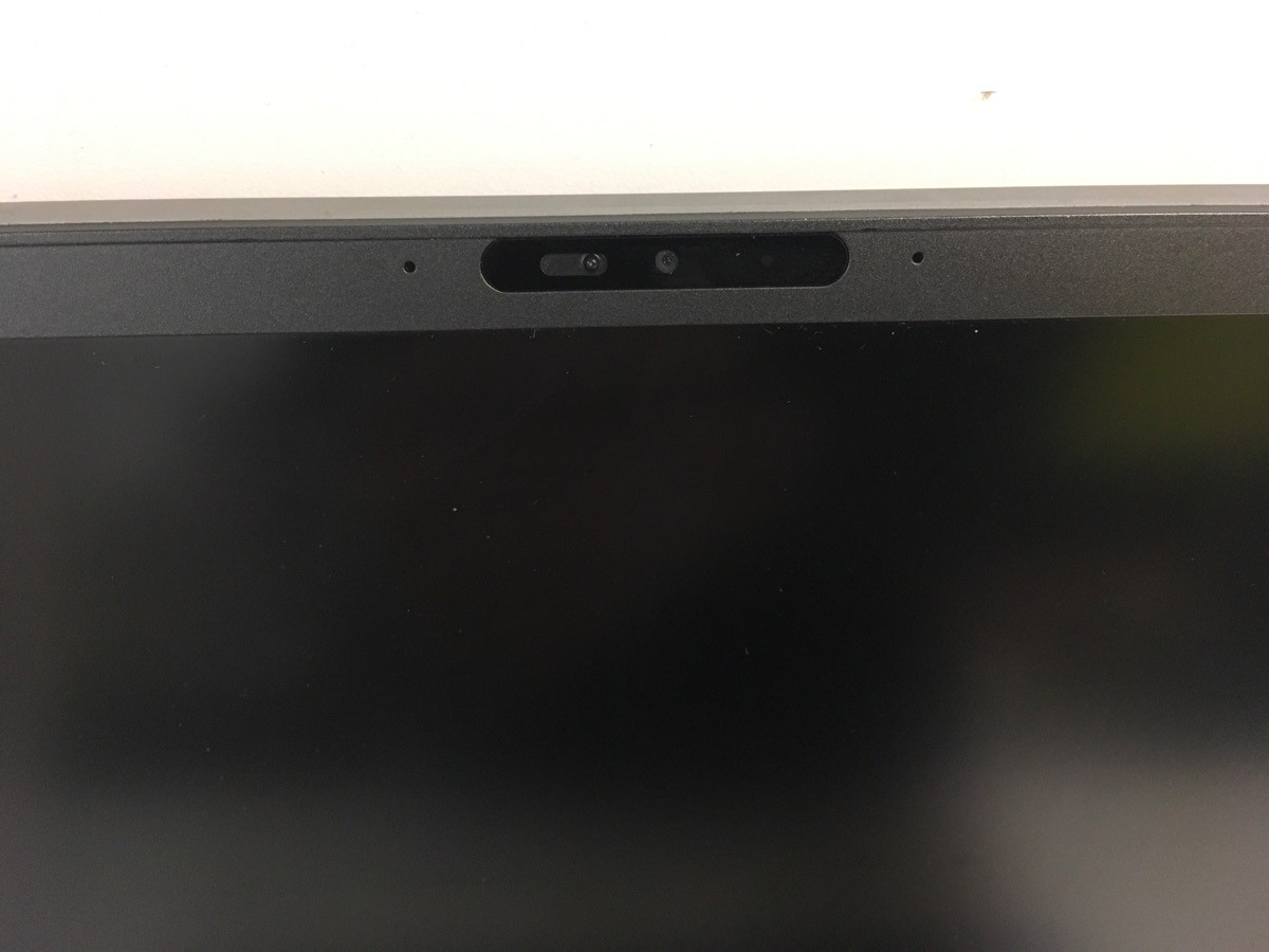 DELL COMPUTER LATITUDE 7400 (P24034607)
