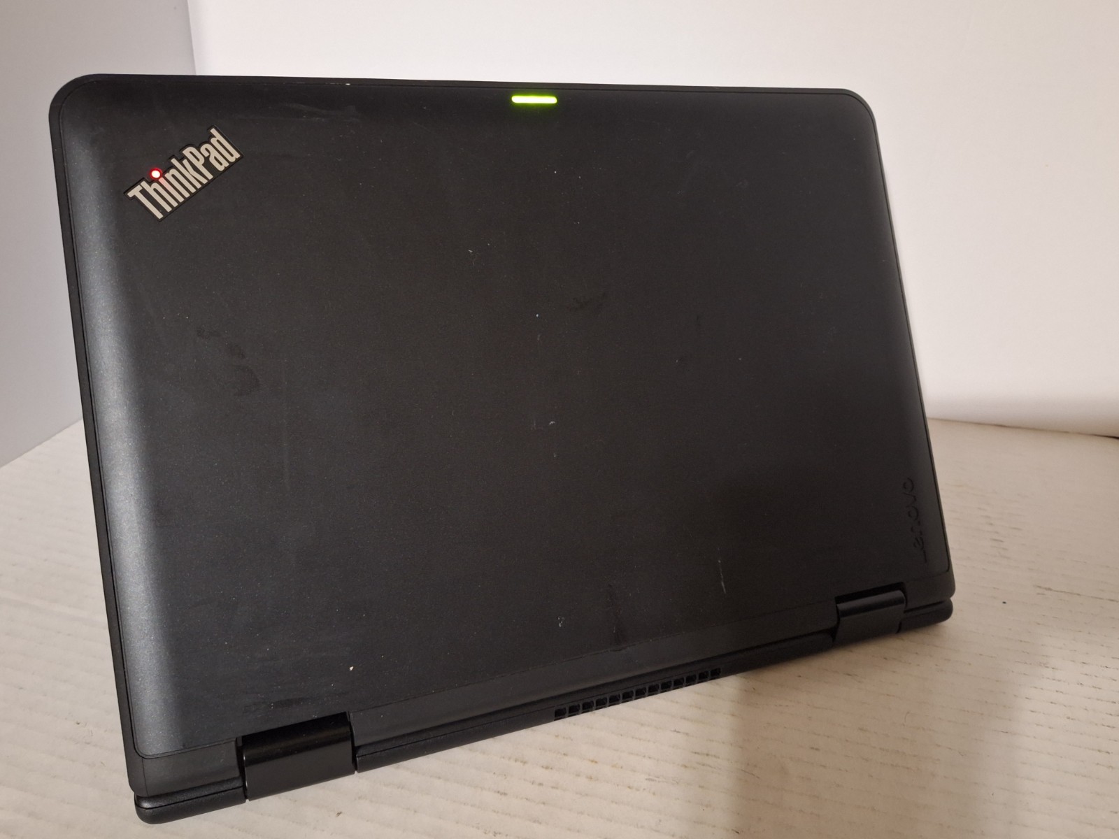 Lenovo ThinkPad 11e intel N3160 4GB 120GB SSD Windows 10 Pro Ed