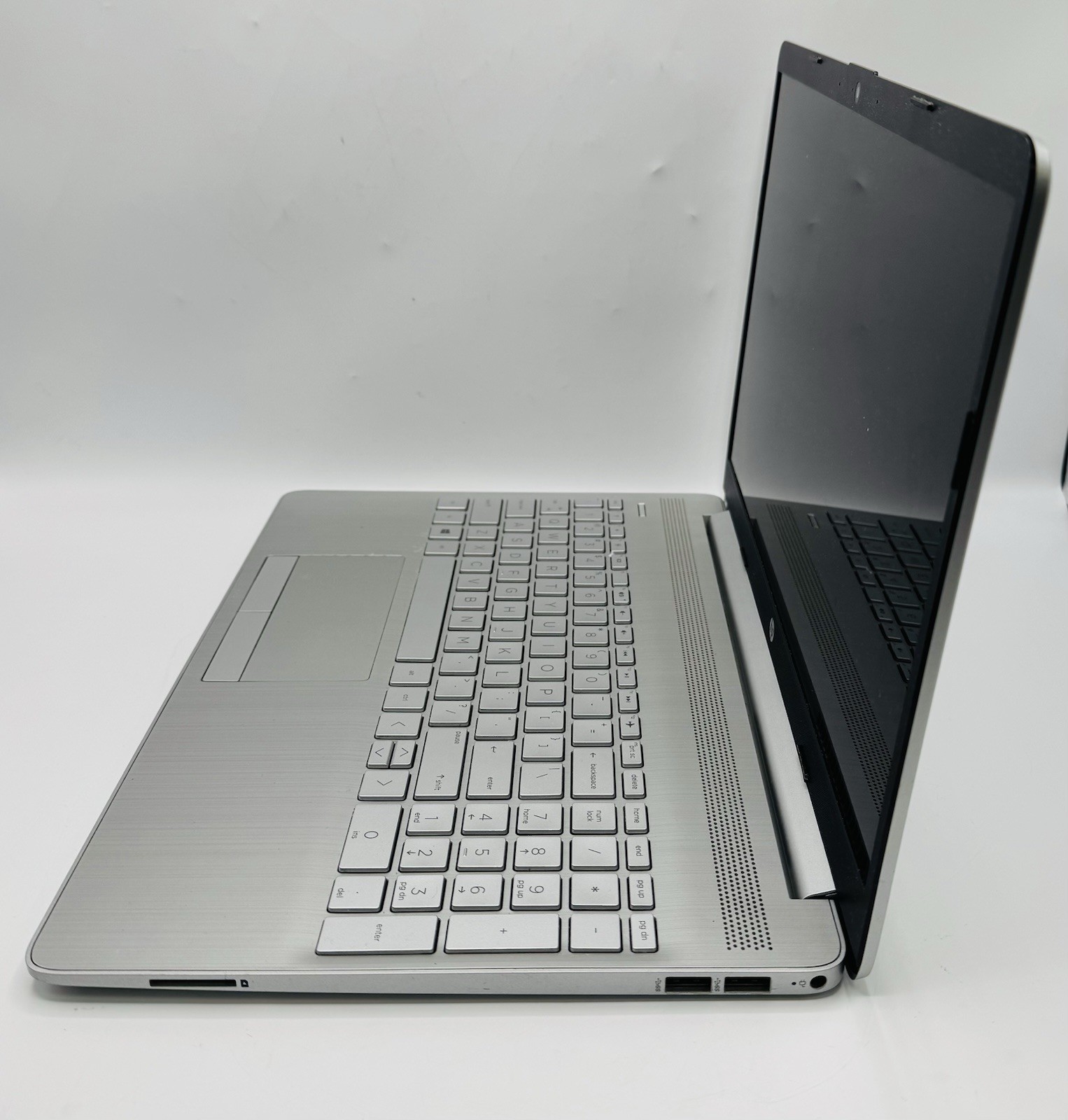 HP Intel Core i3 10th Gen (AX201NGW) laptop “AS IS” (Parts/Repair-Only)