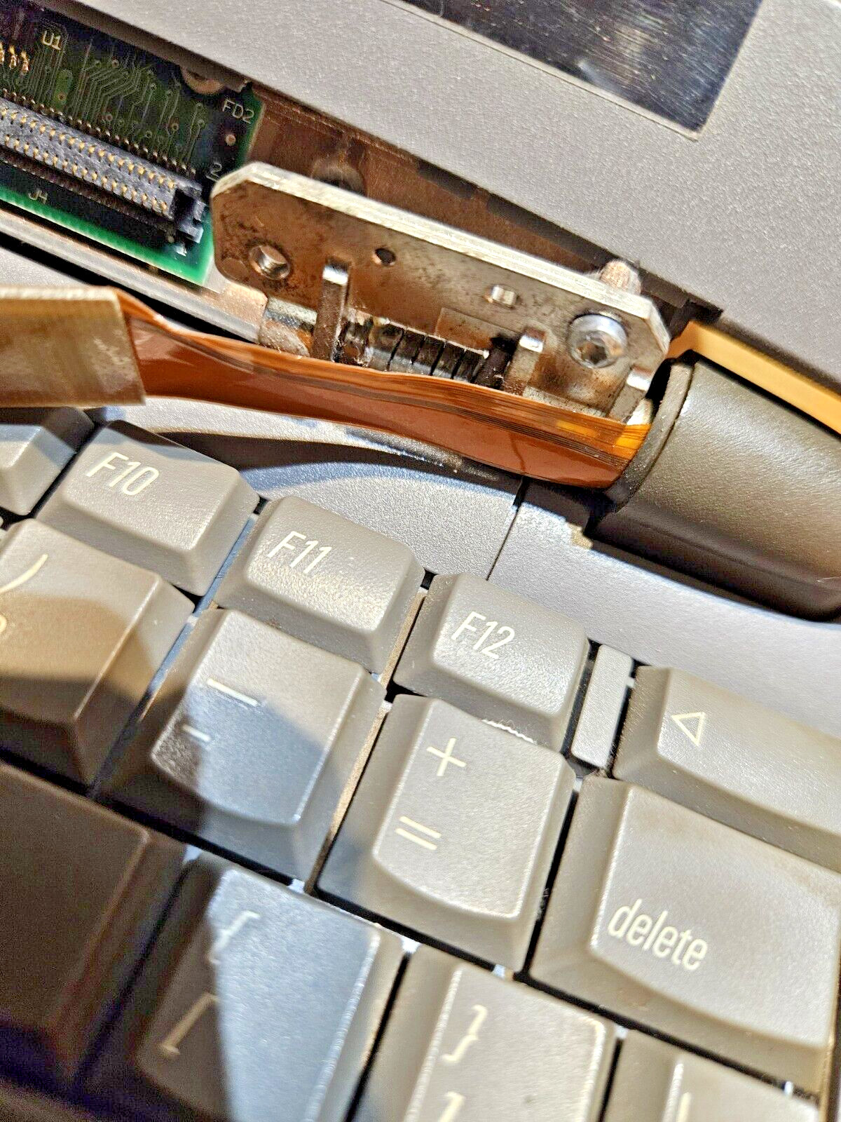 APPLE MACINTOSH POWERBOOK 500 M4880 FAMILY 500 SERIES