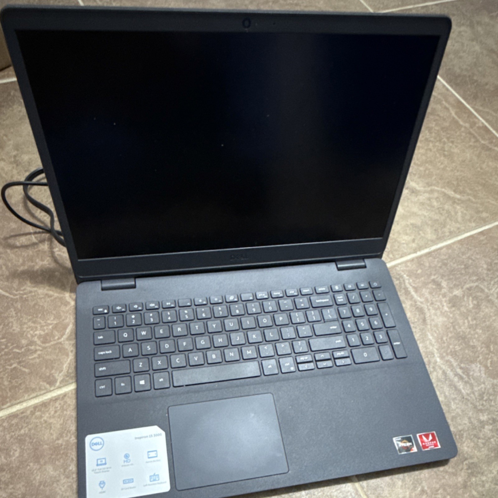 Dell Inspiron 15 3000 Laptop AMD Ryzen 5, 15.6″ FHD Touch, Radeon, Webcam, HDMI