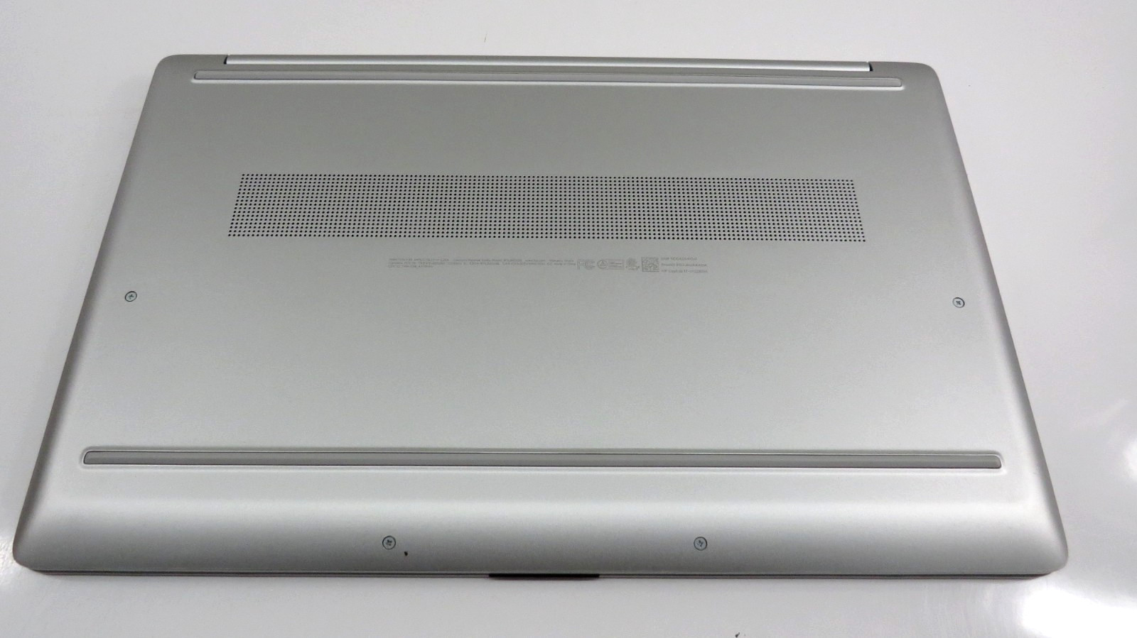 HP 17-cn2283st 17t Laptop 17.3″ Core i3 1.20GHz 8GB RAM 512GB SSD Win 11 Silver