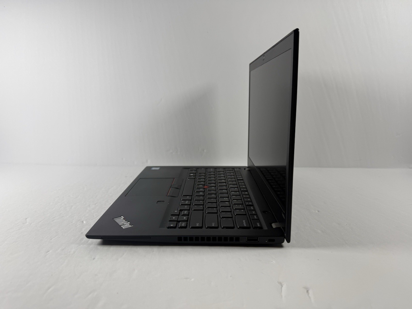 Lenovo ThinkPad T490s Touch 14″ i7-8665U 32GB RAM 512GB SSD Win 11 Pro FHD