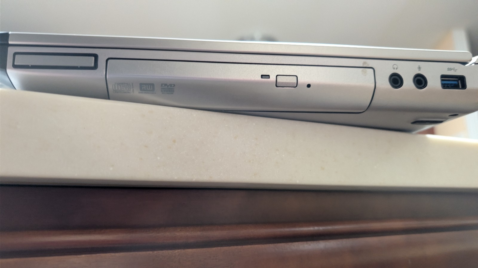 Dell Vostro 3550, I5-2450M 2.5GHz, 12GB RAM, 500GB HDD, Windows 10 Home Fast