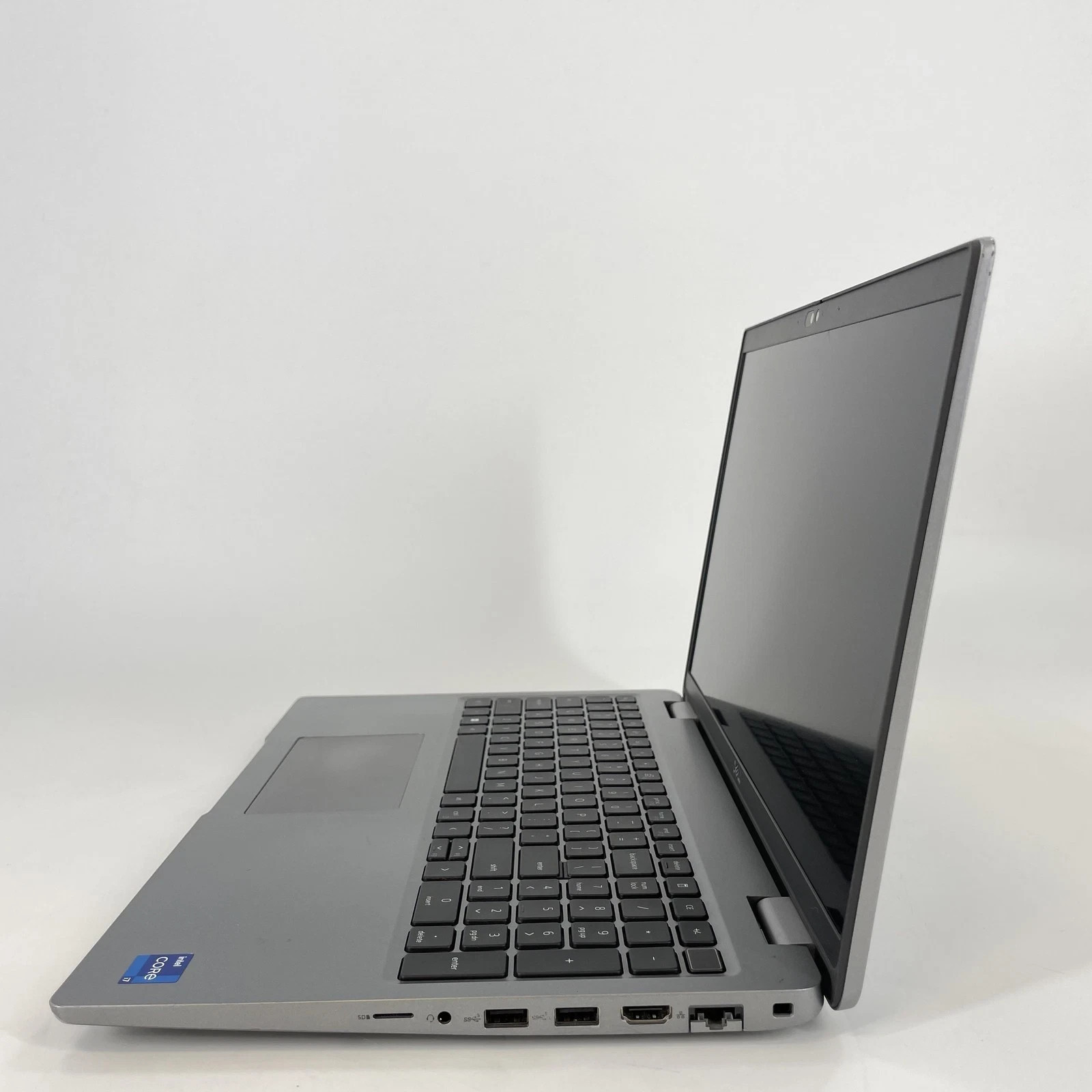 Dell Latitude 5540 15.6″ FHD i5-1350P 16GB RAM DDR5 512GB SSD Win11 Pro