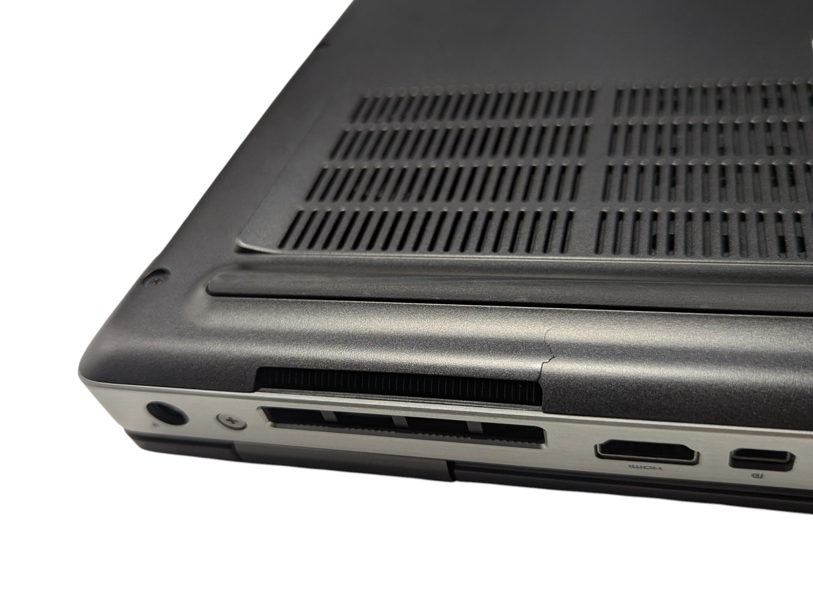 Dell Precision 7540 XEON E-2276M 2.8Ghz 32GB Ram 512GB SSD Grade D